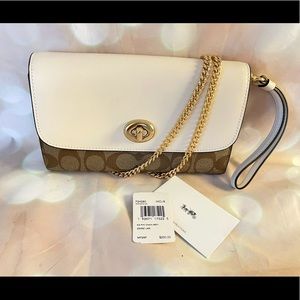 🤎COACH Chain Crossbody In Signature Canvas